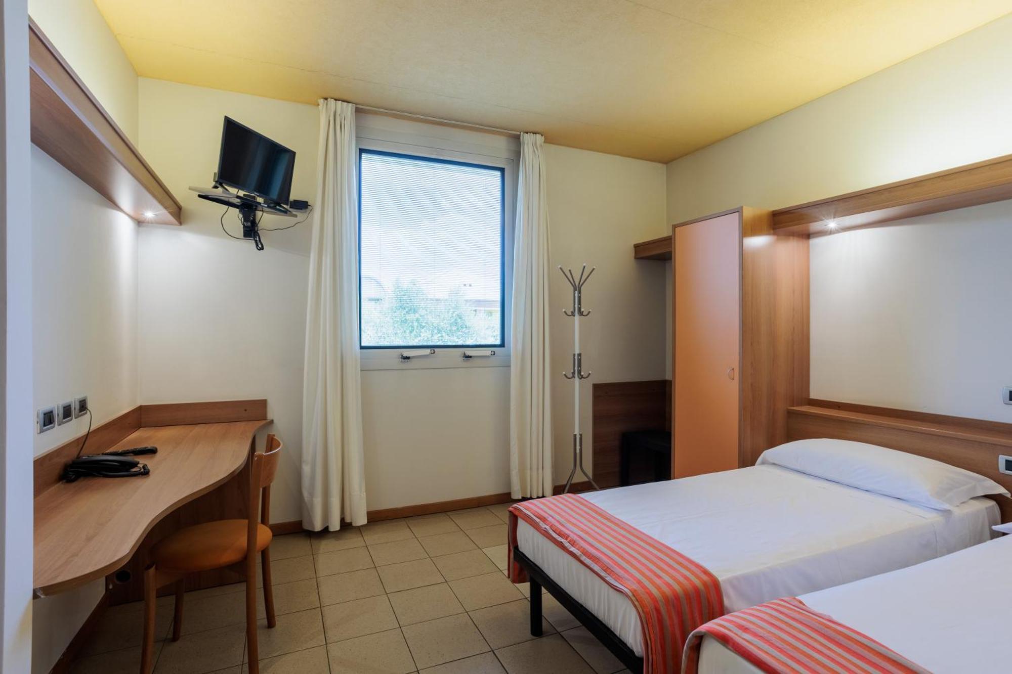 Eurhotel Fontevivo Екстер'єр фото
